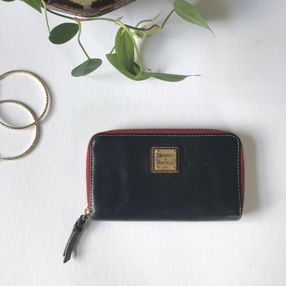 Dooney & Bourke Black Leather Wallet Red Lining